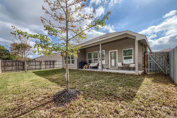 $2,750 | 9523 Norfolk Wheel, San Antonio, TX 78254