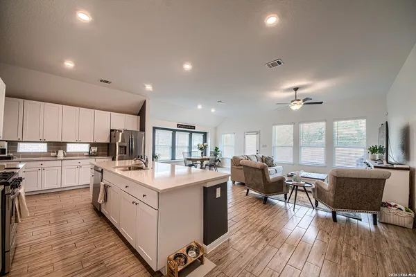 $2,750 | 9523 Norfolk Wheel, San Antonio, TX 78254