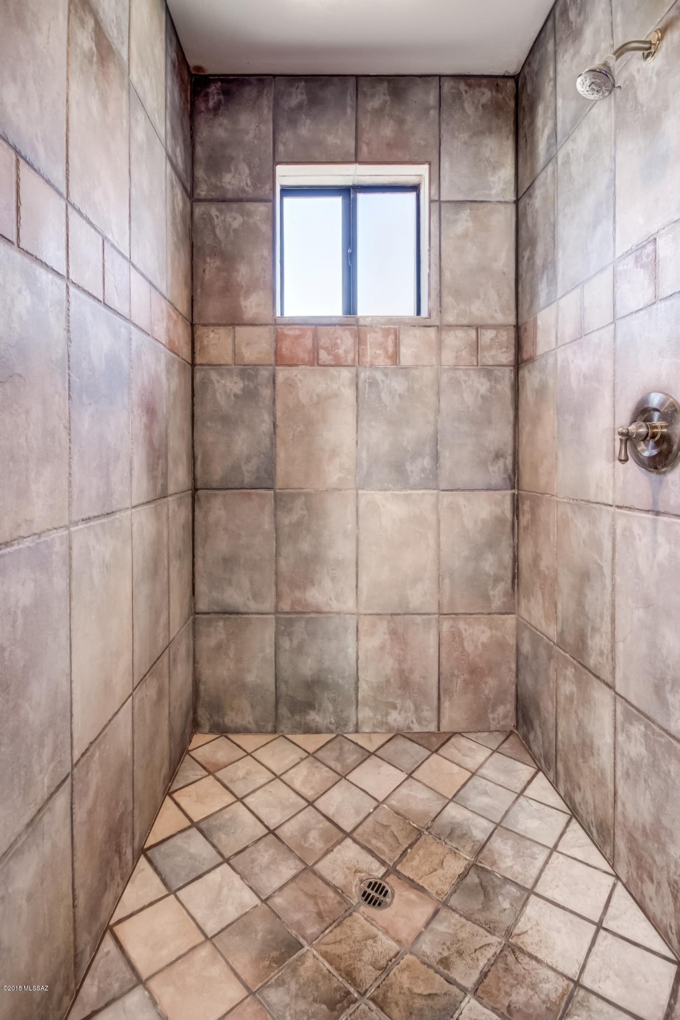 1950 West Lemonwood Road Tucson, AZ 85755 - Photo 43 of 48 Gallery Image 43
