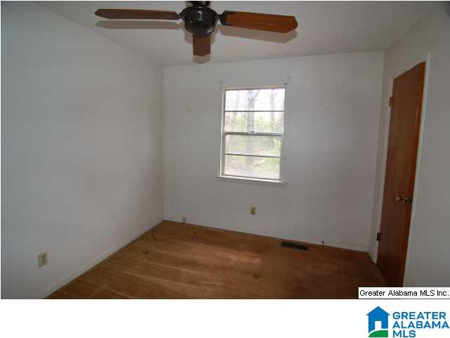 1461 4th Place Northwest Center Point, AL 35215 - Photo 8 of 16