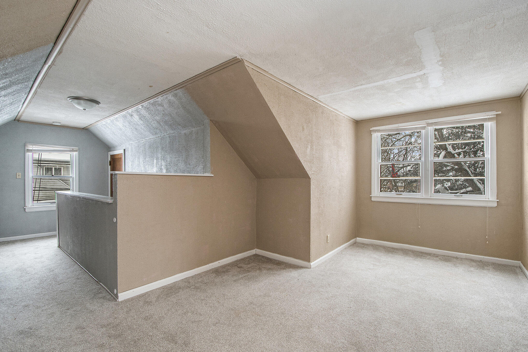 315 Hall Street Belding, MI 48809 - Photo 20 of 30 Upstairs - Flex Space