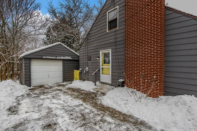 $205,000 | 315 Hall Street, Belding, MI 48809