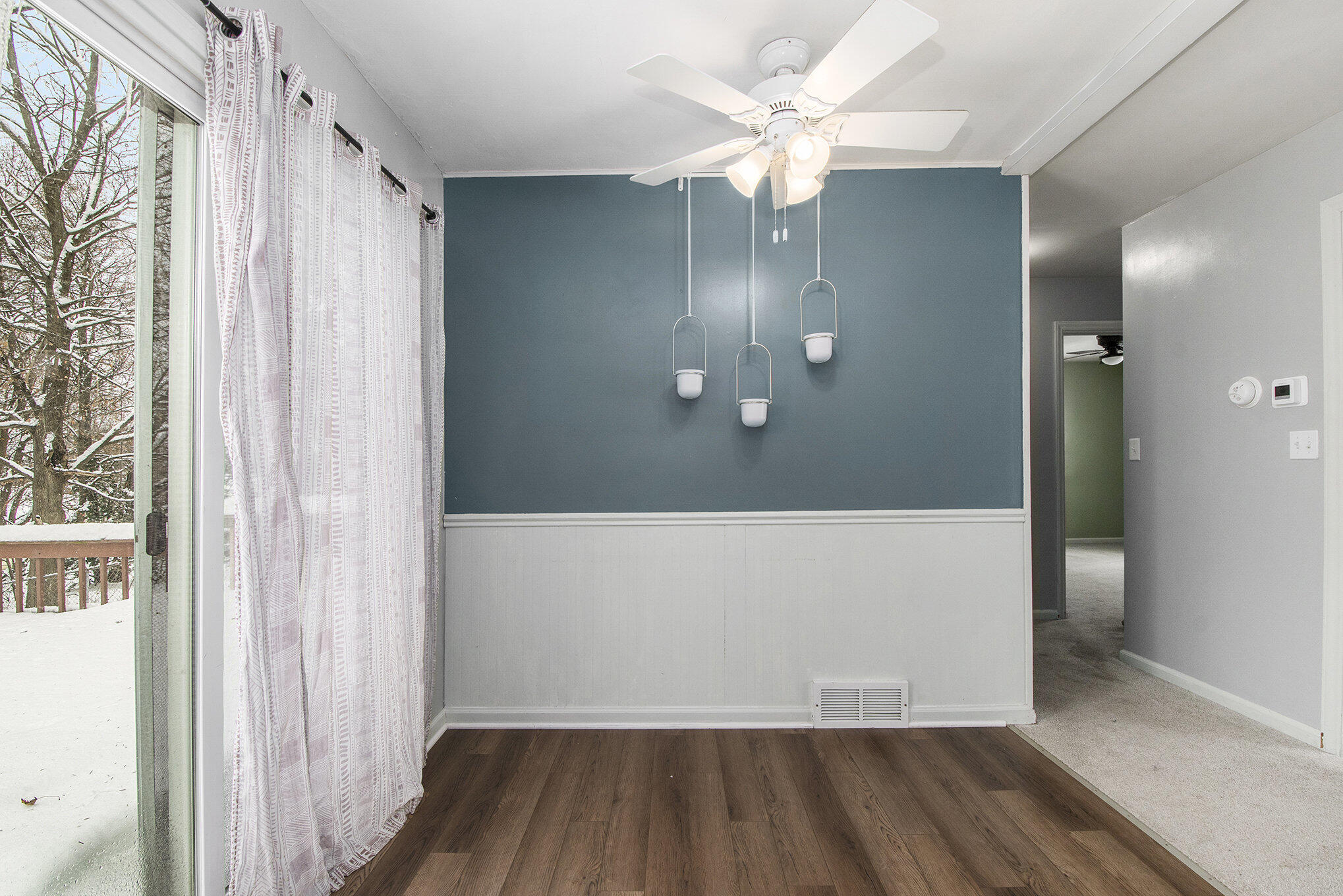 315 Hall Street Belding, MI 48809 - Photo 9 of 30 Dining