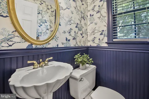 $675,000 | 17601 Prince Edward Drive, Olney, MD 20832