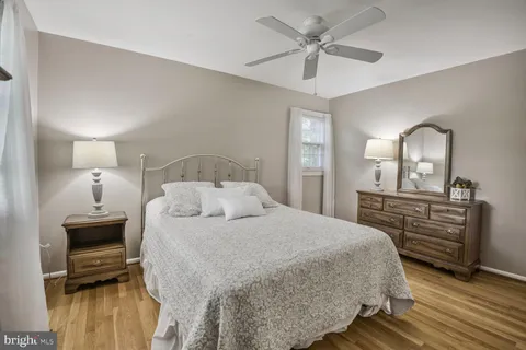 $675,000 | 17601 Prince Edward Drive, Olney, MD 20832