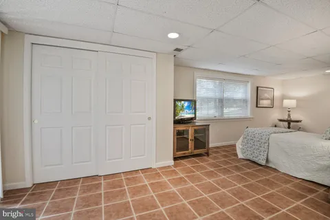 $675,000 | 17601 Prince Edward Drive, Olney, MD 20832