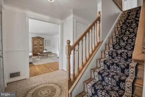 $675,000 | 17601 Prince Edward Drive, Olney, MD 20832