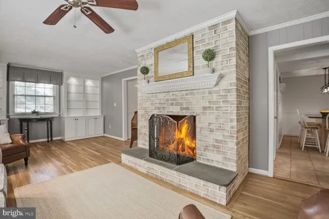 $675,000 | 17601 Prince Edward Drive, Olney, MD 20832