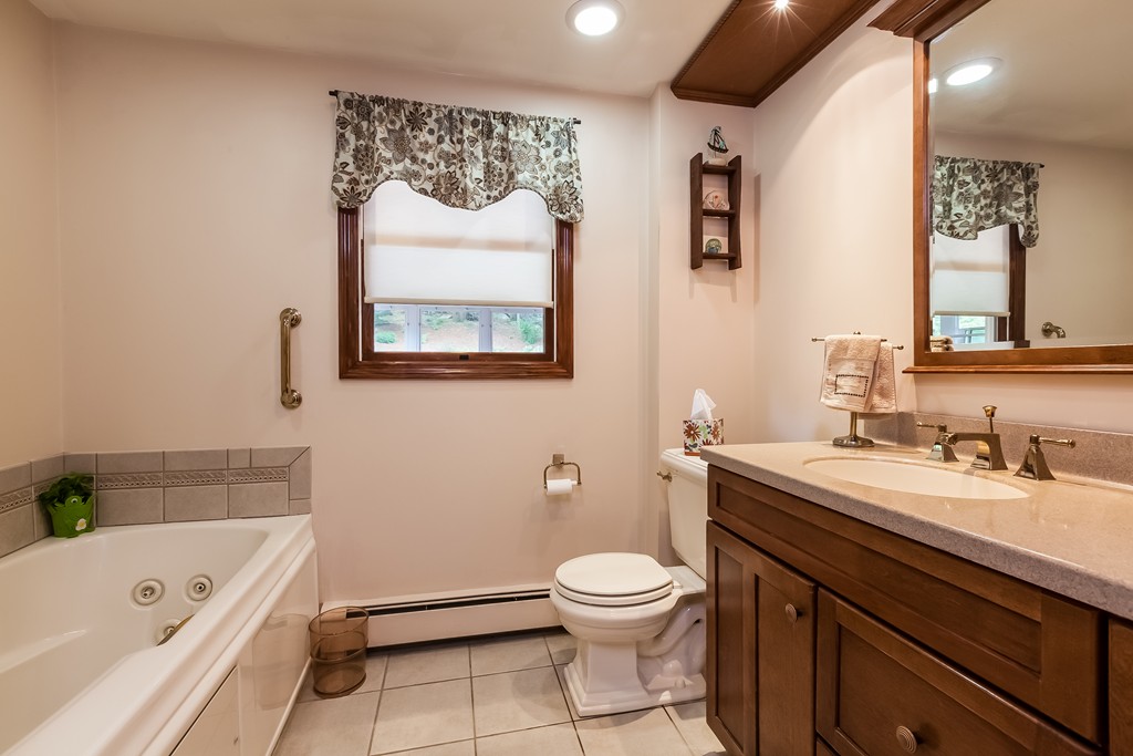 285 Alida Road Braintree, MA 02184 - Photo 13 of 25 Gallery Image 13