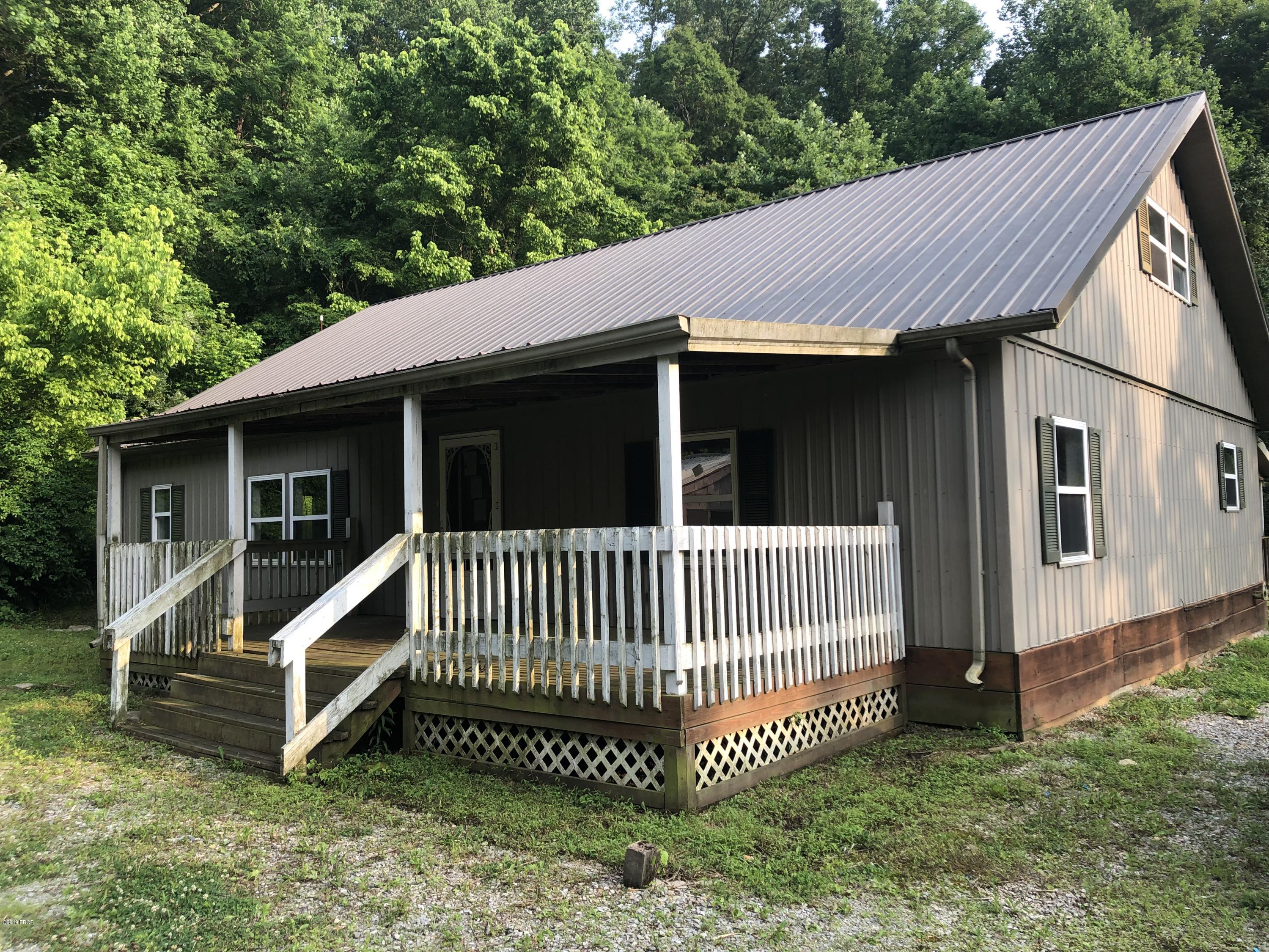 1405 Kratzinger Hollow Road Cobden, IL 62920 - Photo 1 of 42 Gallery Image 1