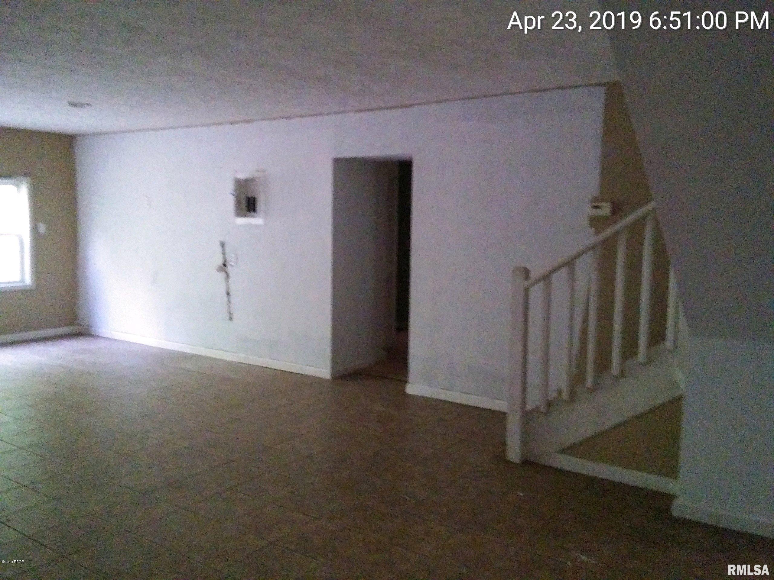 1405 Kratzinger Hollow Road Cobden, IL 62920 - Photo 4 of 42 Gallery Image 4