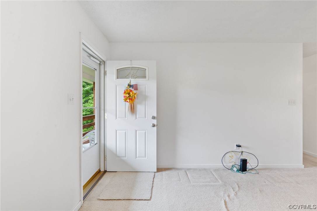 2326 Indian Oak Road Crewe, VA 23930 - Photo 3 of 14 Gallery Image 3