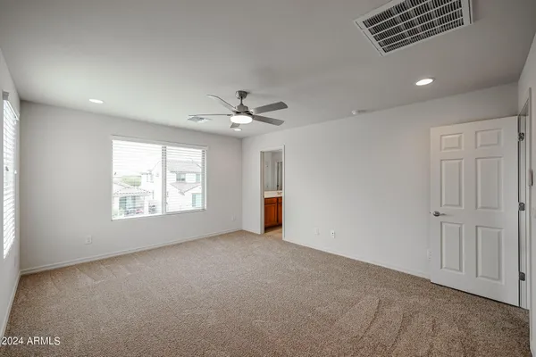$2,300 | 9037 West Luke Avenue, Glendale, AZ 85305