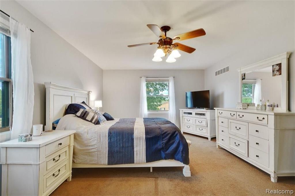 15550 Bak Road Belleville, MI 48111 - Photo 10 of 20