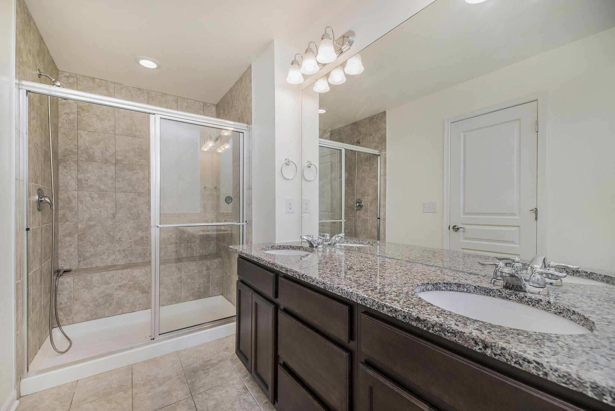 329 Glenhurst Boulevard Rochester Hills, MI 48307 - Photo 11 of 18 DSC08961-1