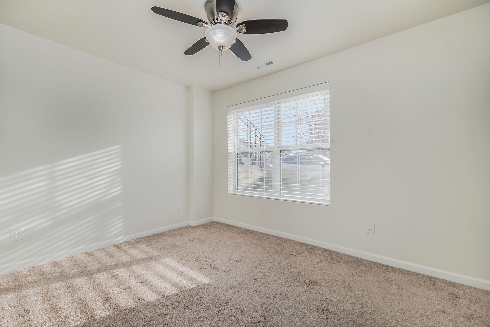 329 Glenhurst Boulevard Rochester Hills, MI 48307 - Photo 15 of 18 DSC08966-1