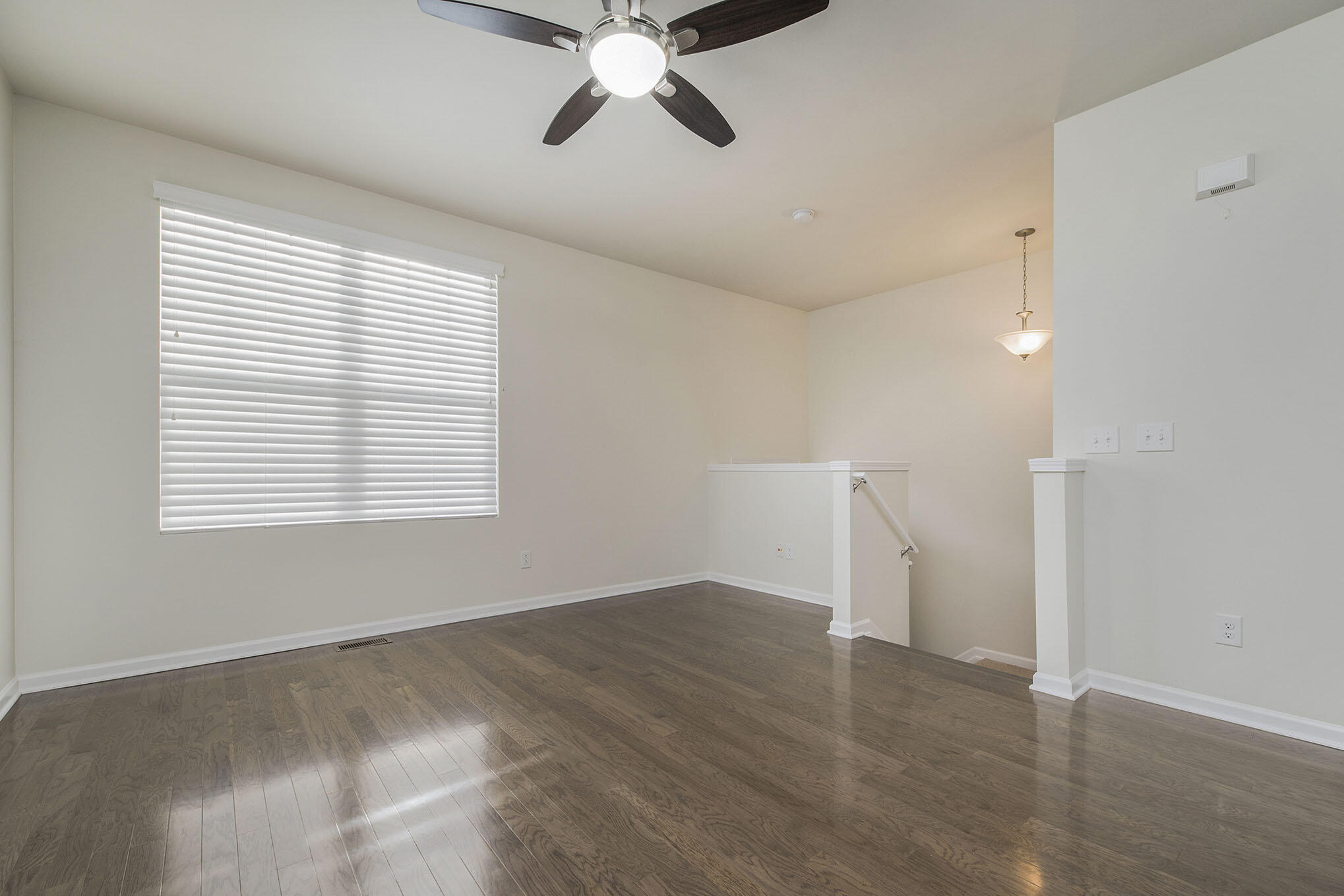 329 Glenhurst Boulevard Rochester Hills, MI 48307 - Photo 3 of 18 DSC08938-1