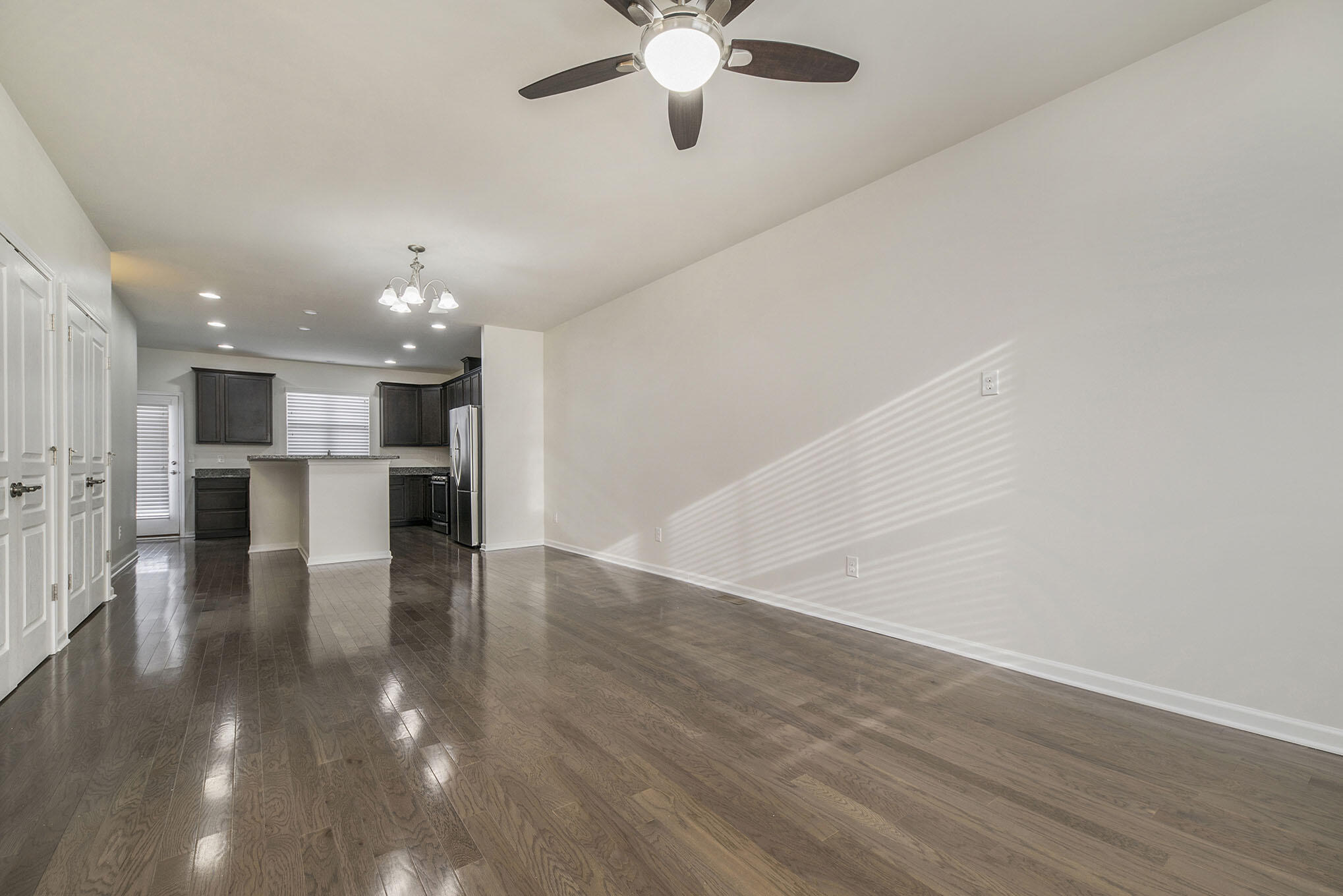 329 Glenhurst Boulevard Rochester Hills, MI 48307 - Photo 4 of 18 DSC08940-1