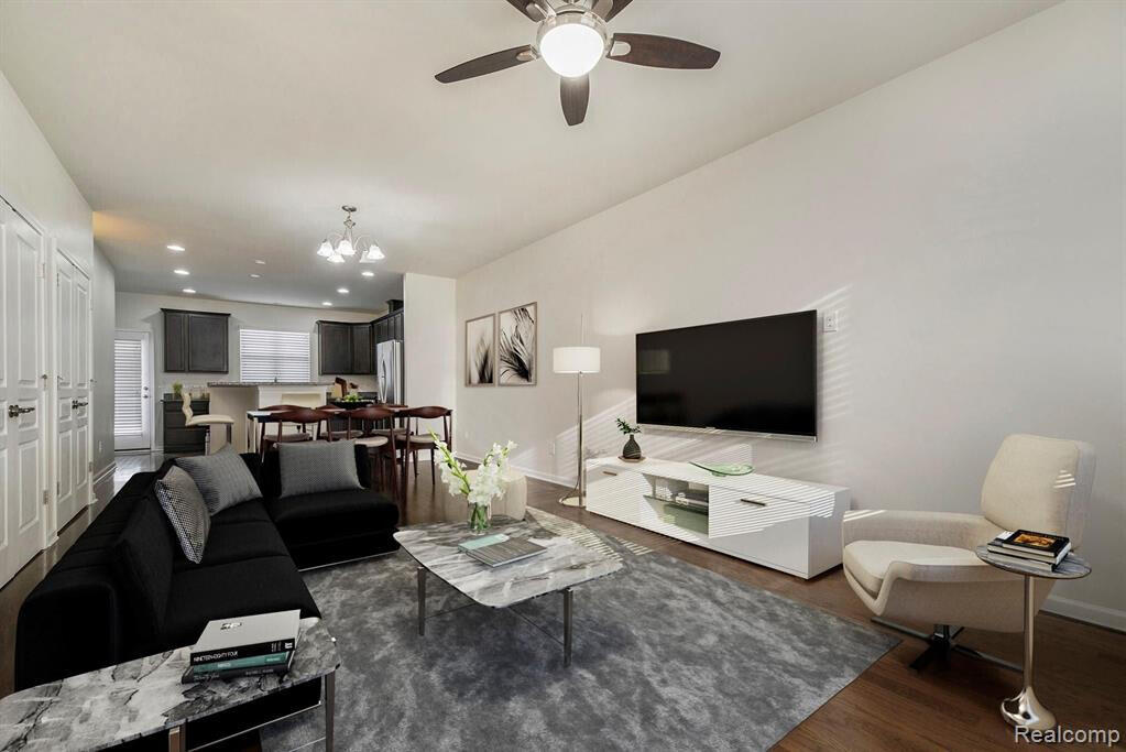 329 Glenhurst Boulevard Rochester Hills, MI 48307 - Photo 5 of 18 20230505093906125530000000-o