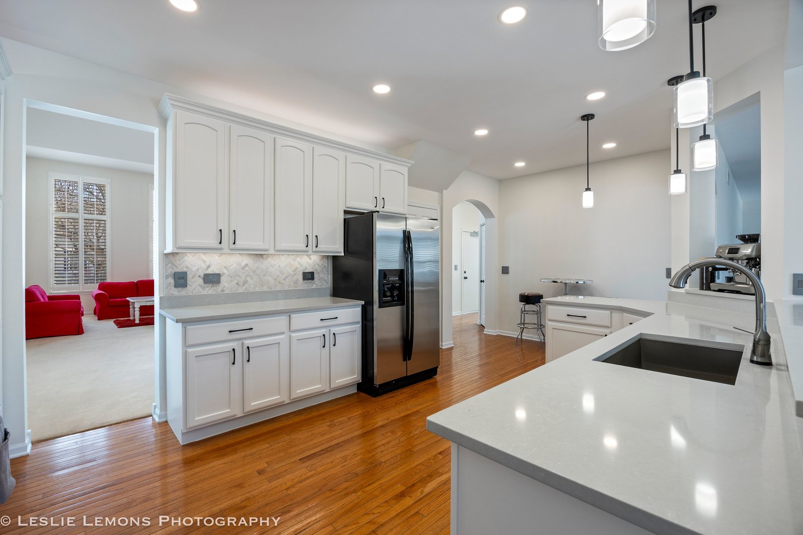 526 Windett Lane Geneva, IL 60134 - Photo 8 of 38 a kitchen with stainless steel appliances a refrigerator sink and cabinets