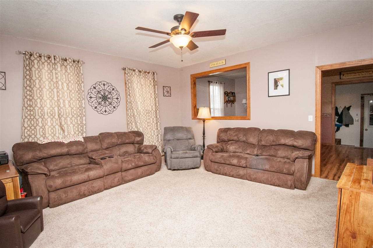 8002 East Bobe Road Bruceville, IN 47516 - Photo 2 of 14 Gallery Image 2