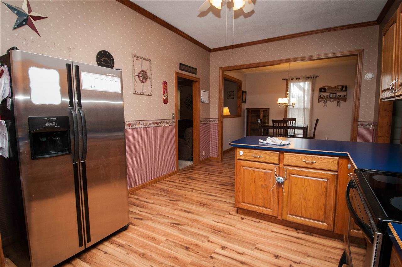 8002 East Bobe Road Bruceville, IN 47516 - Photo 6 of 14 Gallery Image 6