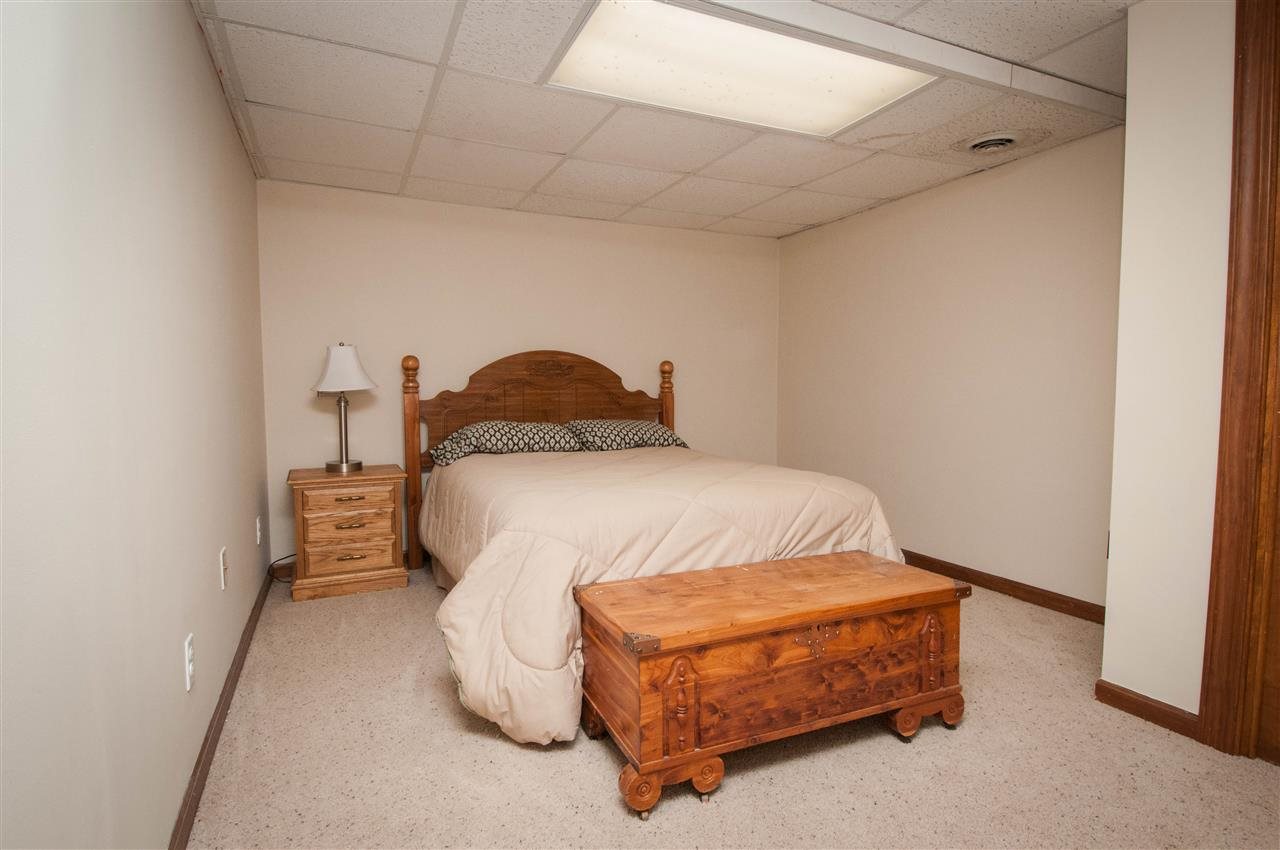 8002 East Bobe Road Bruceville, IN 47516 - Photo 10 of 14 Gallery Image 10