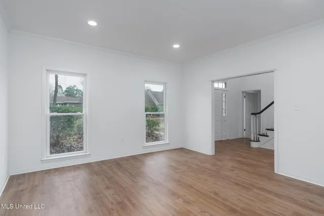 $469,900 | 211 Greenwood Place, Hattiesburg, MS 39402