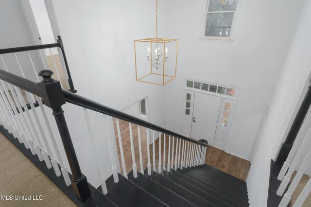 $469,900 | 211 Greenwood Place, Hattiesburg, MS 39402