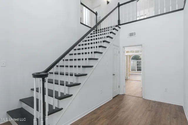 $469,900 | 211 Greenwood Place, Hattiesburg, MS 39402