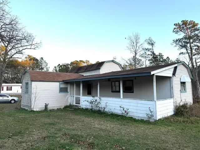 $1,475 | 16066 North Loop Drive, Plantersville, TX 77363