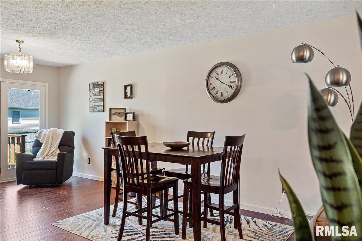 205 Appomattox Drive Springfield, IL 62711 - Photo 12 of 34