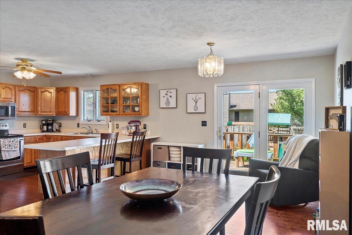 205 Appomattox Drive Springfield, IL 62711 - Photo 14 of 34