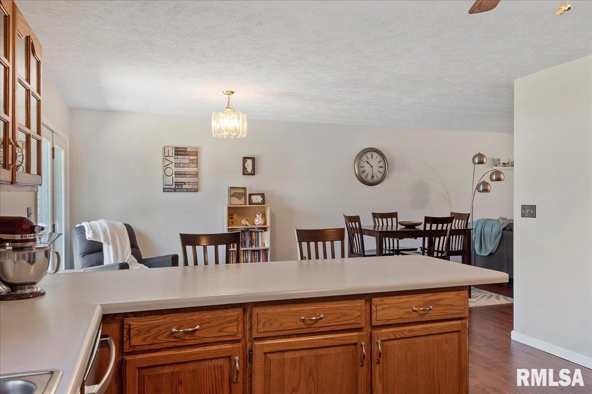 205 Appomattox Drive Springfield, IL 62711 - Photo 20 of 34