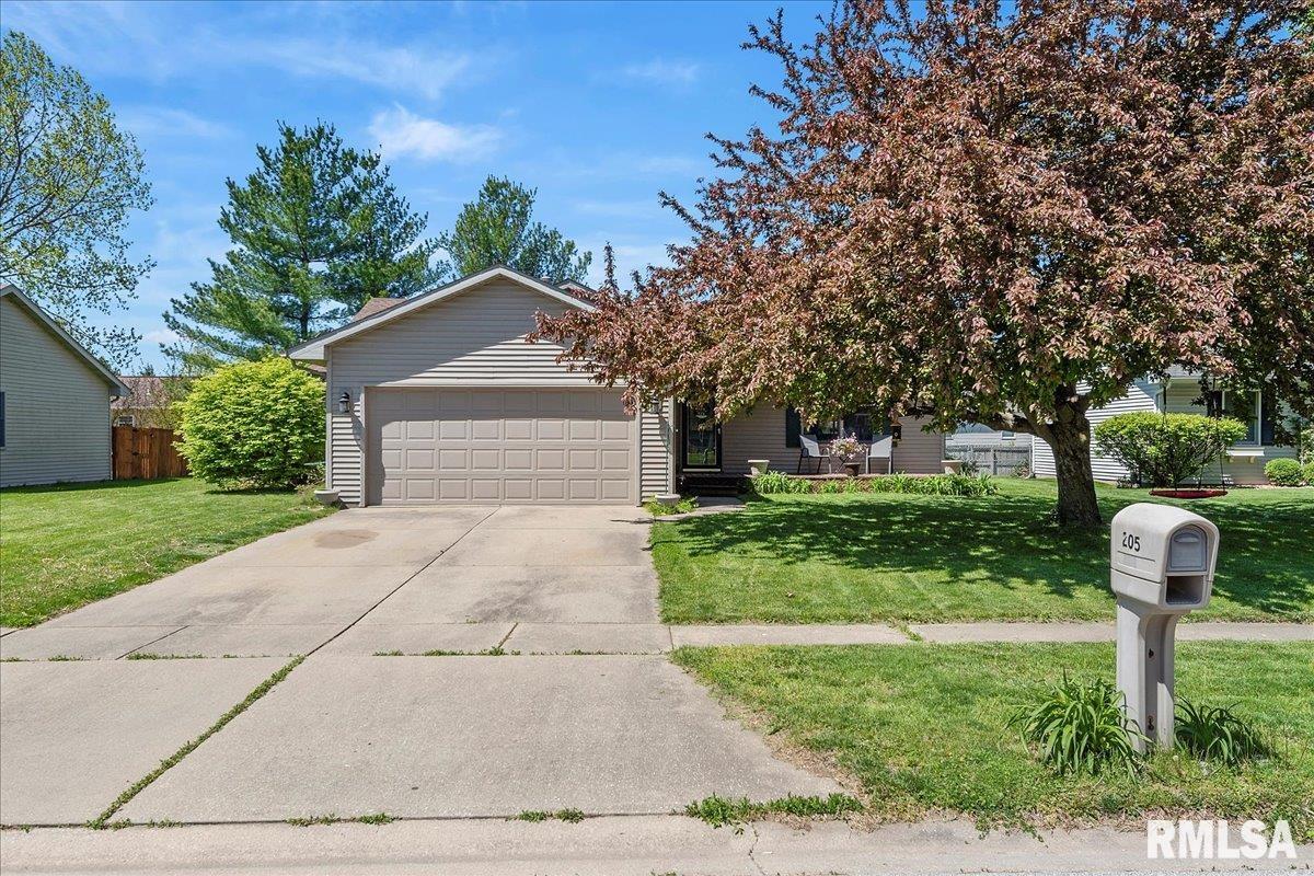 205 Appomattox Drive Springfield, IL 62711 - Photo 2 of 34