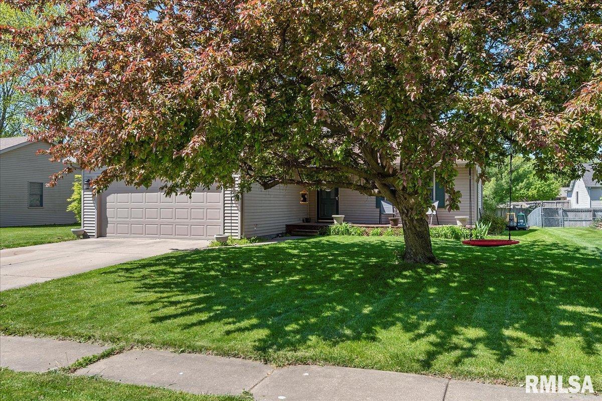 205 Appomattox Drive Springfield, IL 62711 - Photo 3 of 34