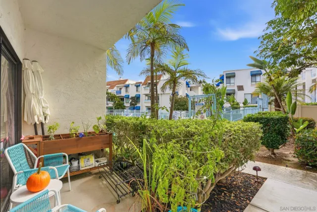 $499,000 | 8310 Regents Road, Unit 1E, San Diego, CA 92122