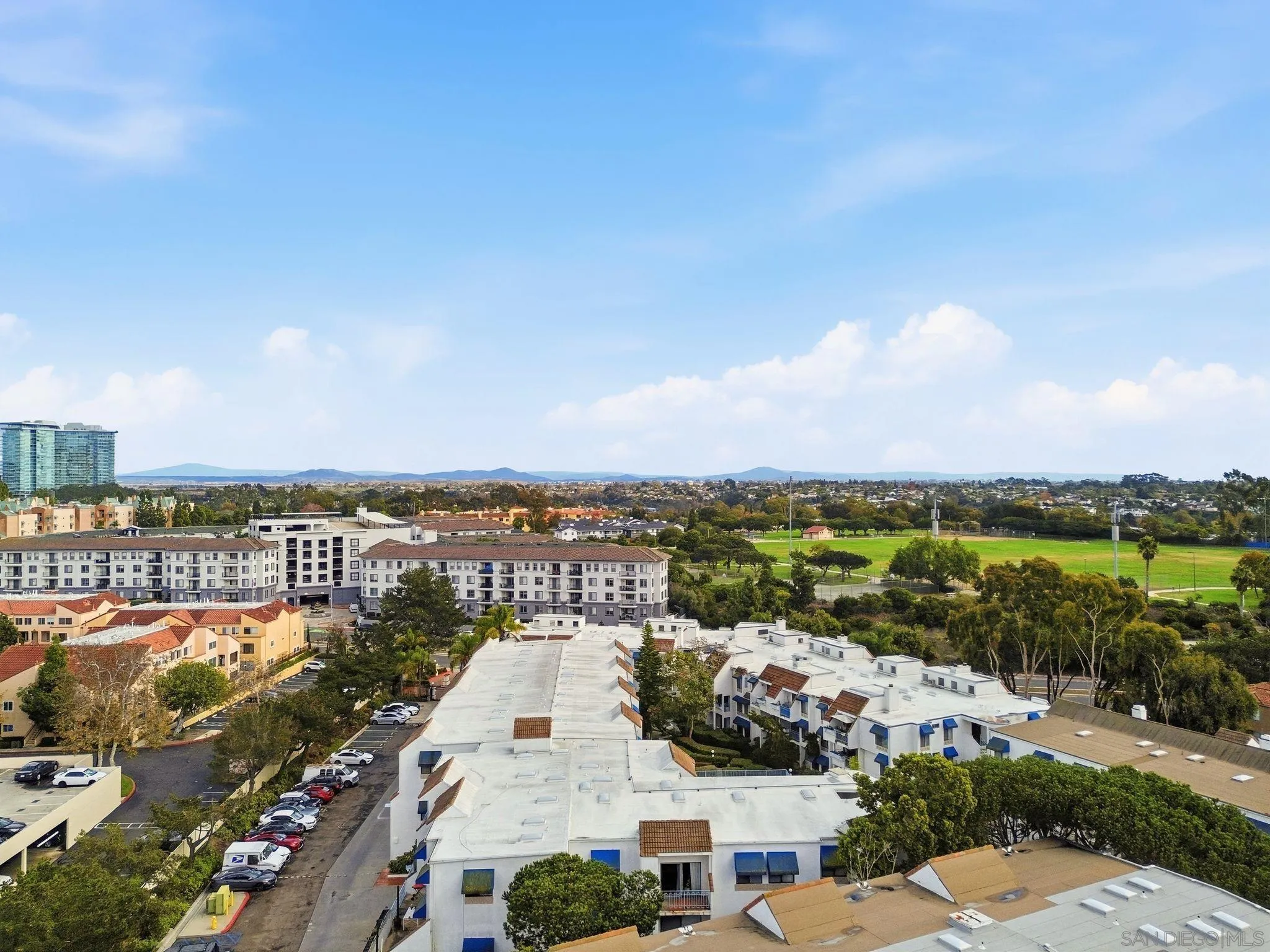 8310 Regents Road, Unit 1E San Diego, CA 92122 - Photo 25 of 28 a view of a city and lake