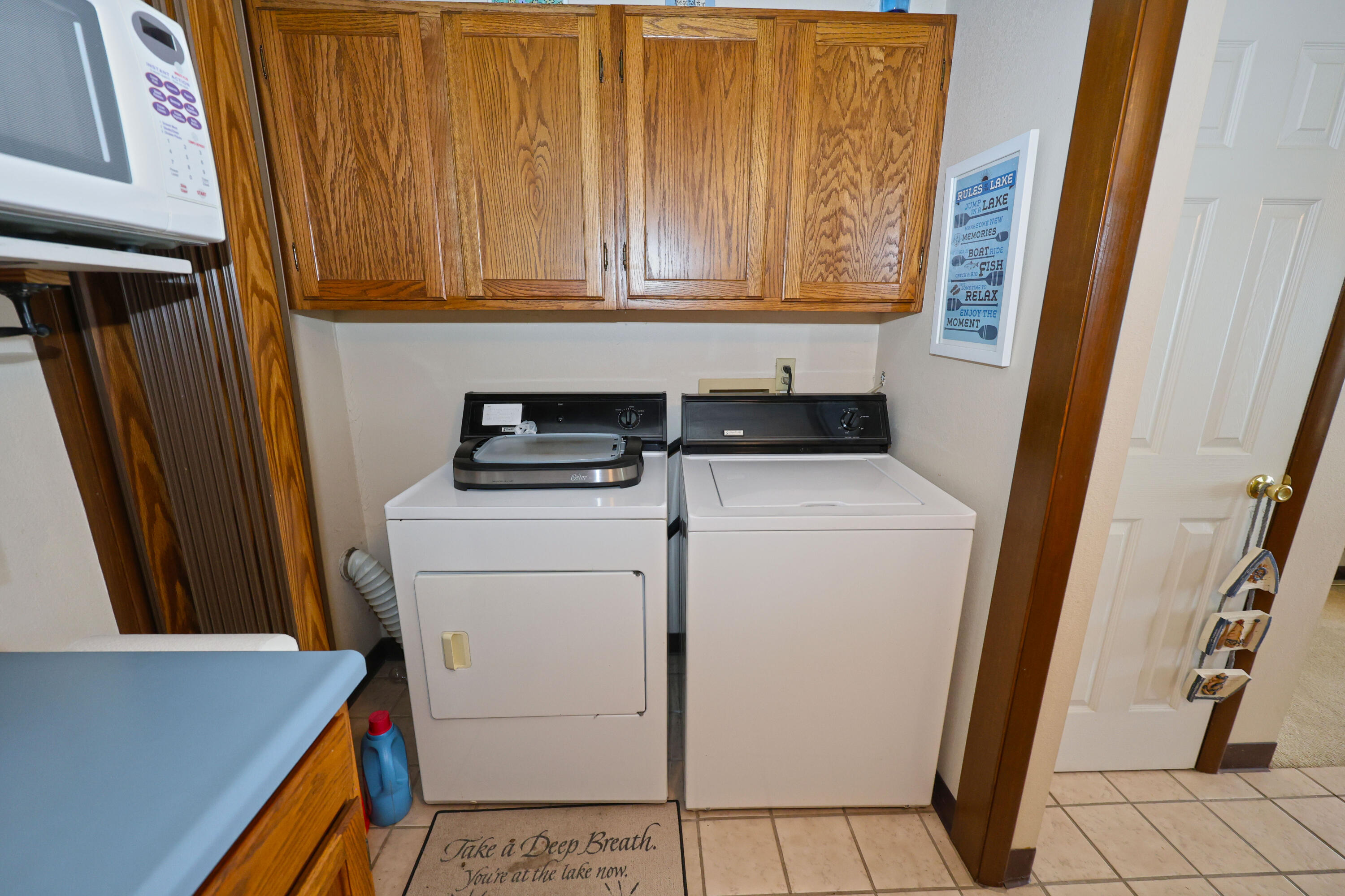 54891 Indian Lake Road Dowagiac, MI 49047 - Photo 17 of 39 Laundry Room