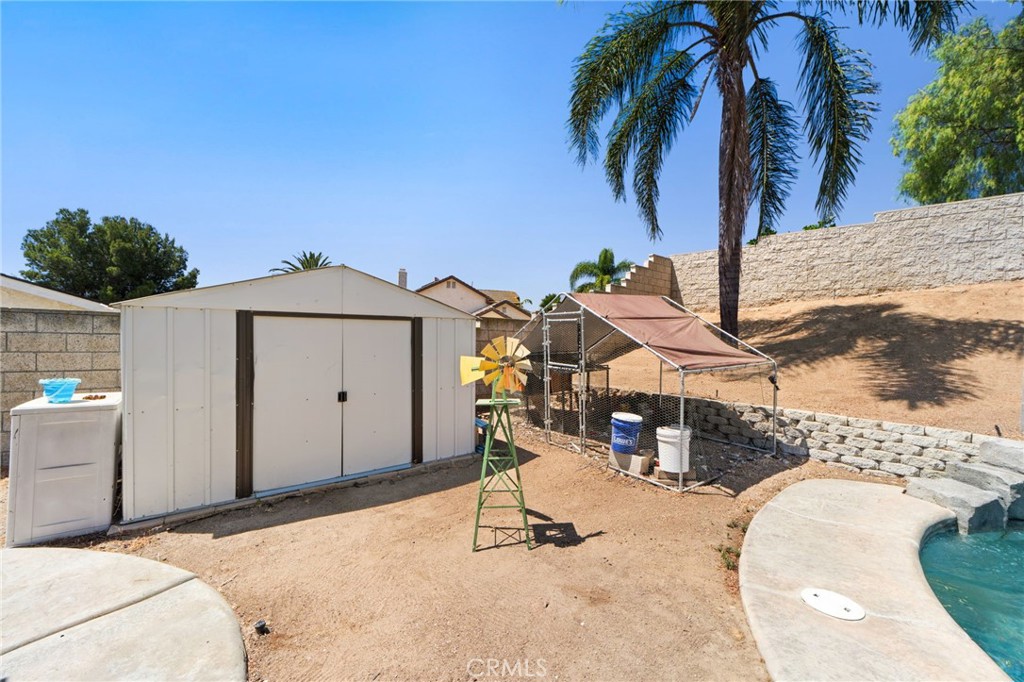 8433 Tamarind Lane Riverside, CA 92509 - Photo 30 of 35