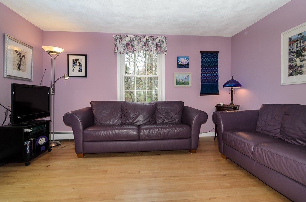 30 Rolling Lane Dover, MA 02030 - Photo 10 of 18