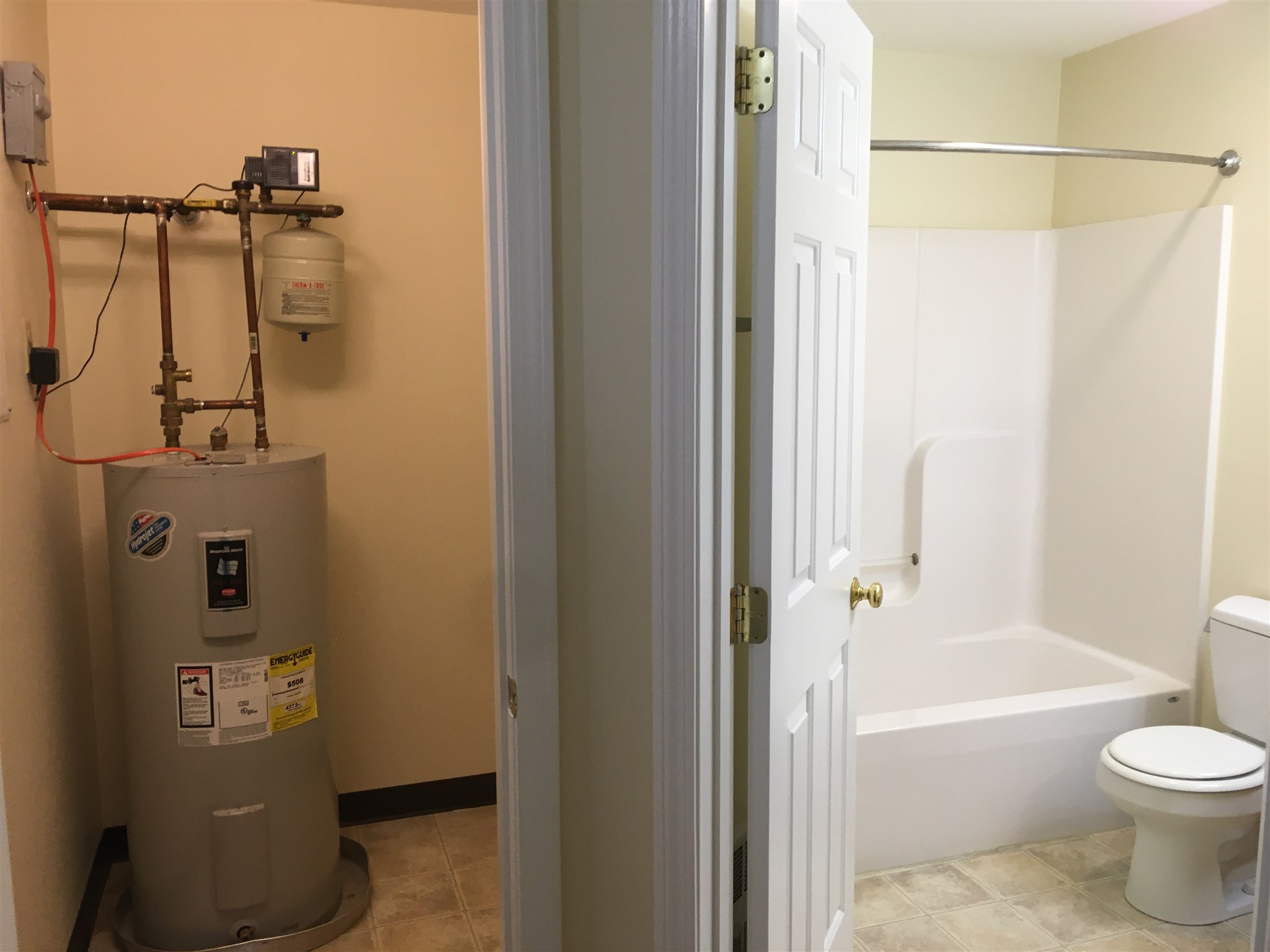 101 Eastern Avenue, Unit 303 Manchester, NH 03104 - Photo 35 of 40