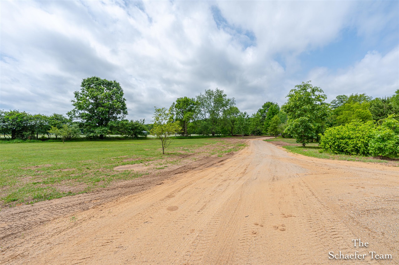 5227 Johnson Road Greenville, MI 48838 - Photo 12 of 33