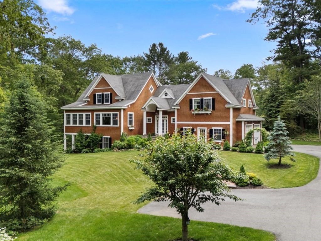 35 Forster Road Manchester, MA 01944 - Photo 1 of 42 Gallery Image 1