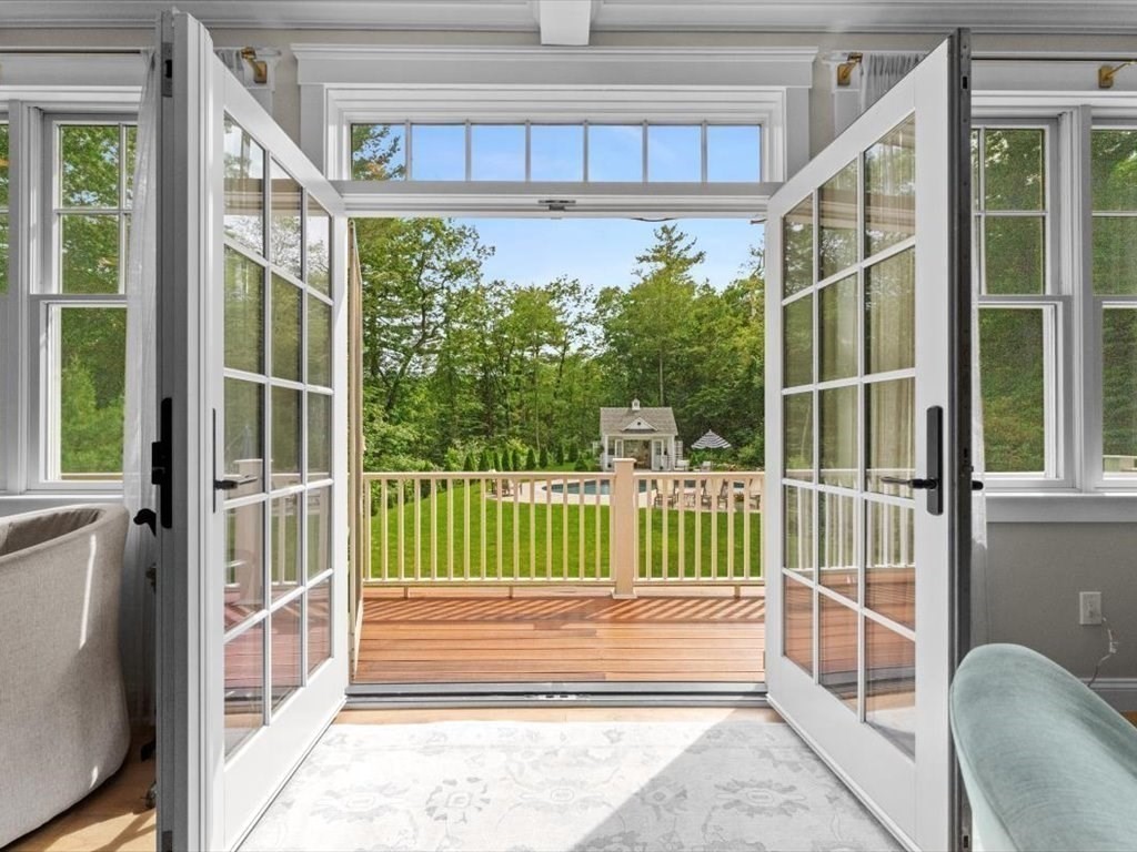 35 Forster Road Manchester, MA 01944 - Photo 12 of 42 Gallery Image 12