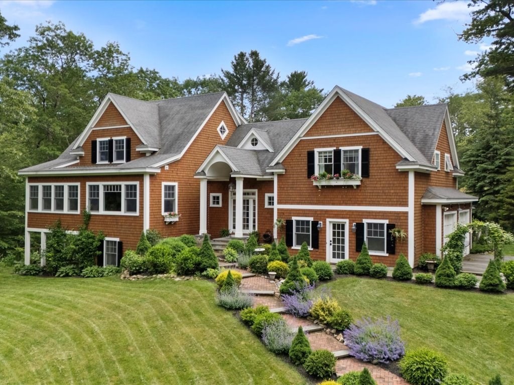 35 Forster Road Manchester, MA 01944 - Photo 2 of 42 Gallery Image 2