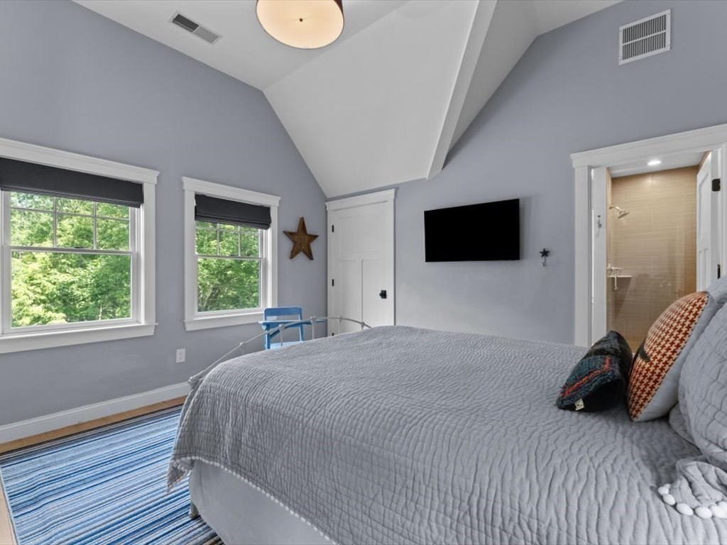 35 Forster Road Manchester, MA 01944 - Photo 27 of 42 Gallery Image 27