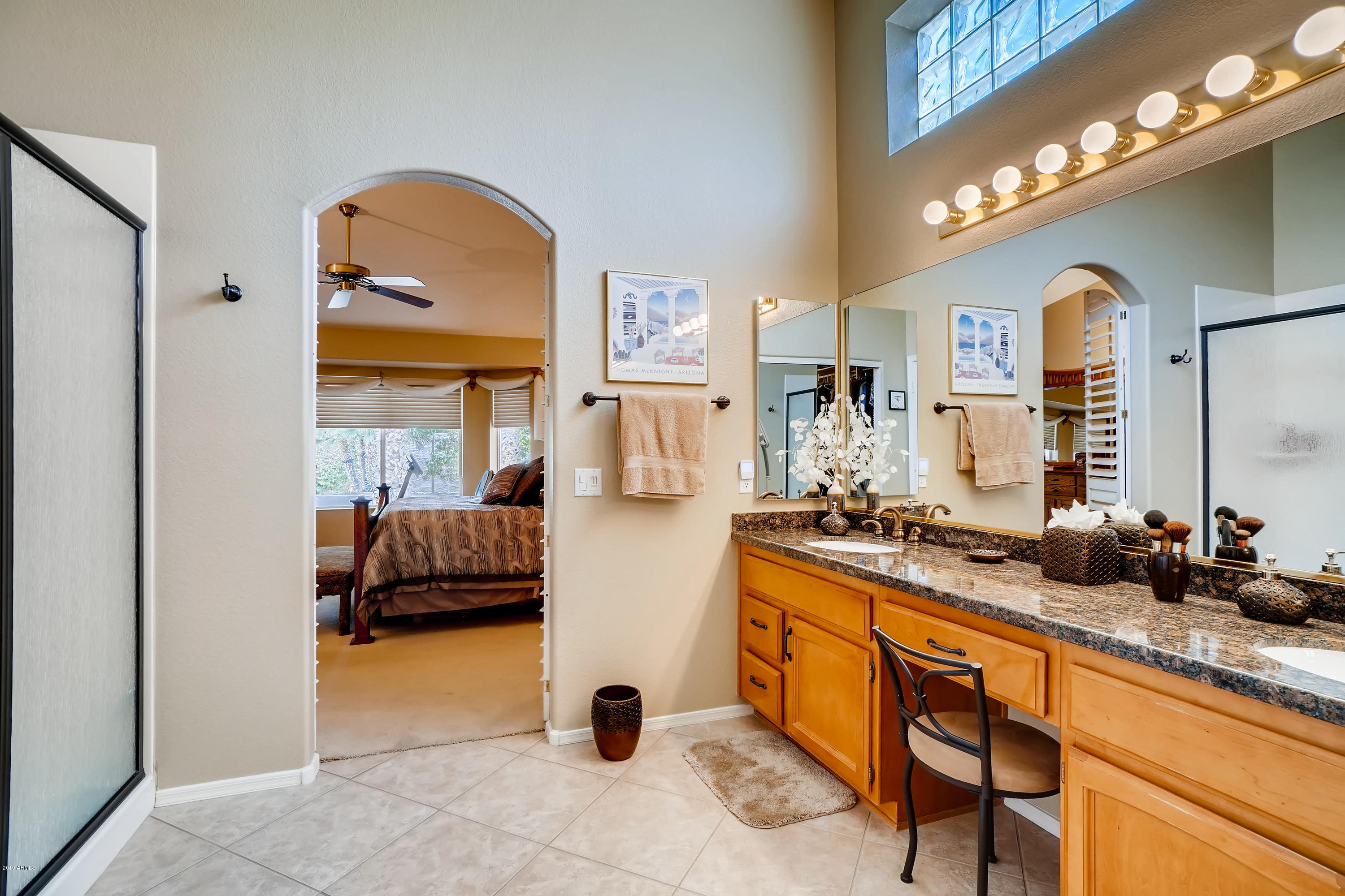 15554 Piccadilly Road Goodyear, AZ 85395 - Photo 19 of 28 15554 W-018-013-Master Ba-MLS_Size