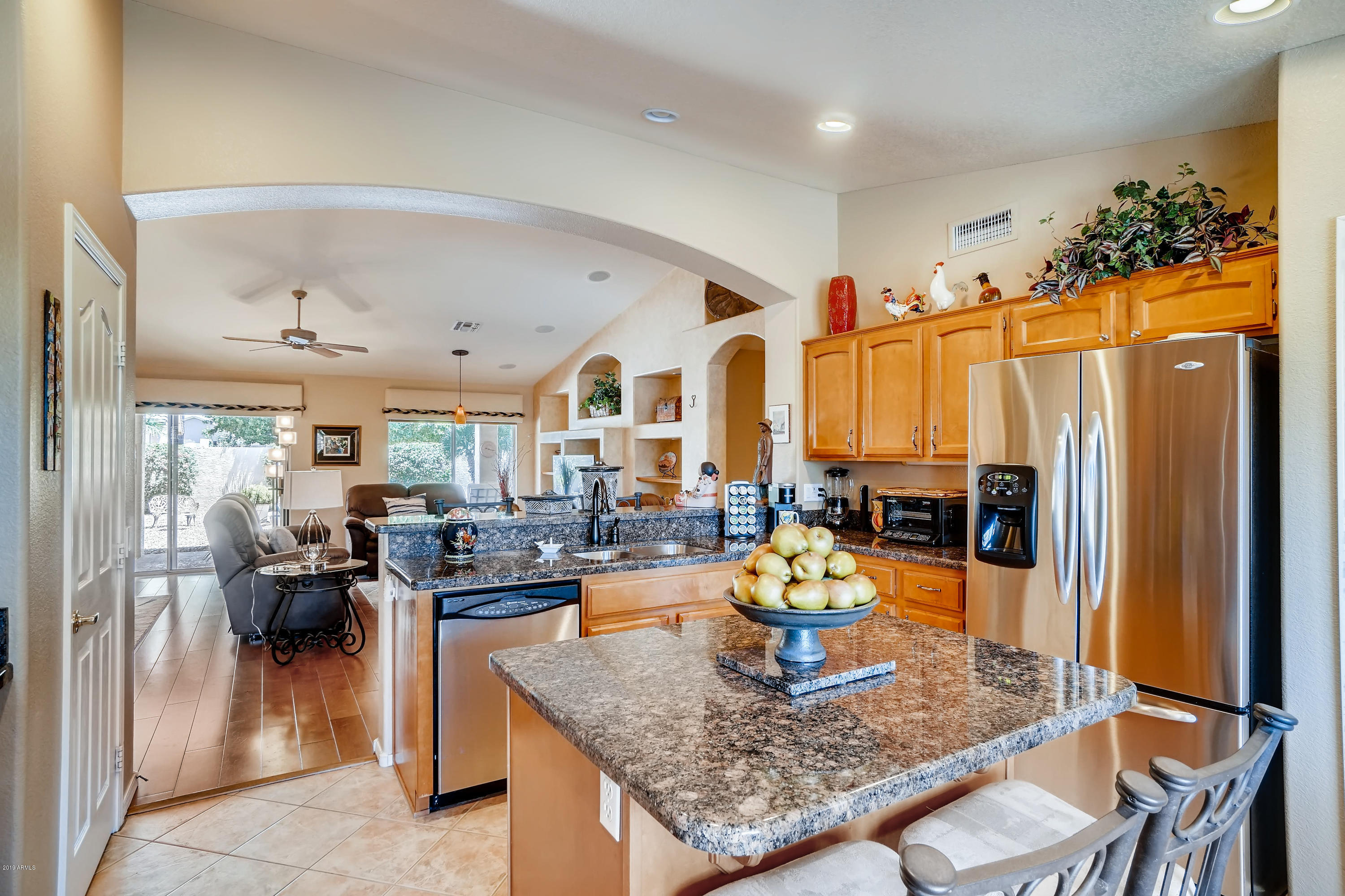 15554 Piccadilly Road Goodyear, AZ 85395 - Photo 10 of 28 15554 W-010-011-Kitchen-MLS_Size