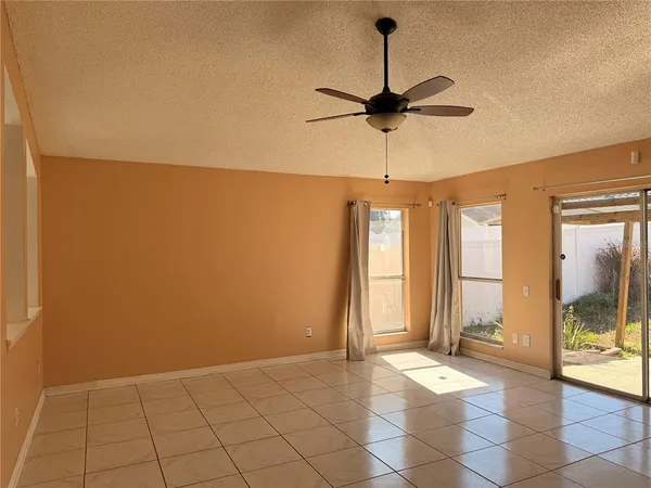 a view of entryway with front door
